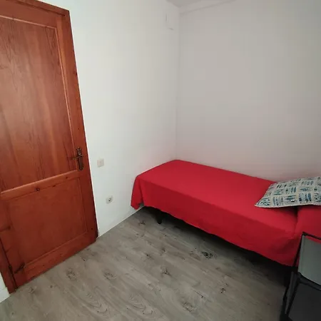 Acogedor Adosado Con Piscina *